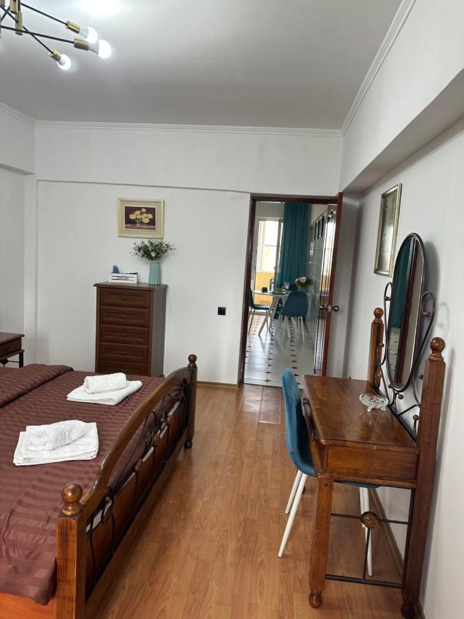 13 Apartment